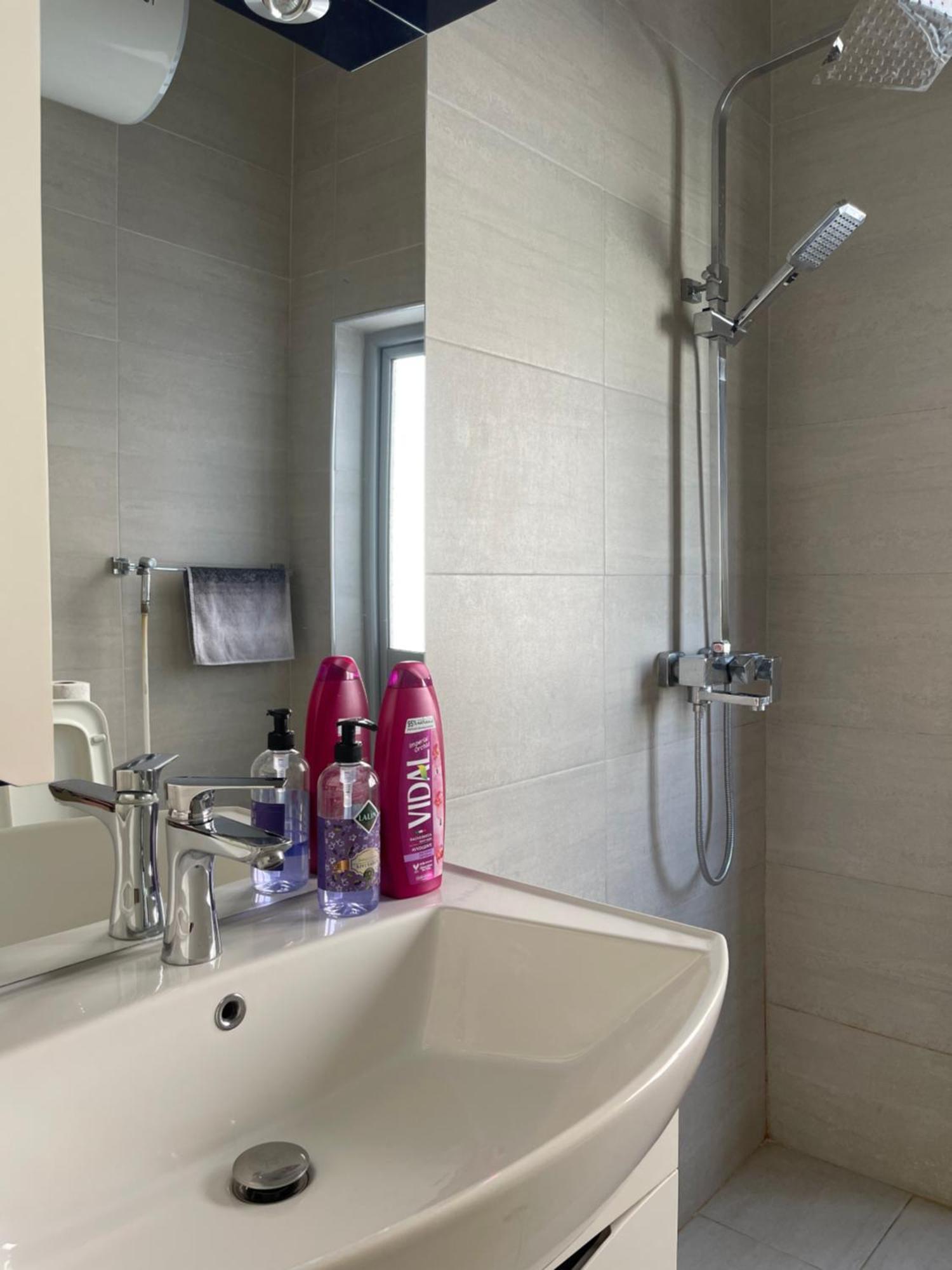 New Baazar Terrace Apartment Тирана Экстерьер фото