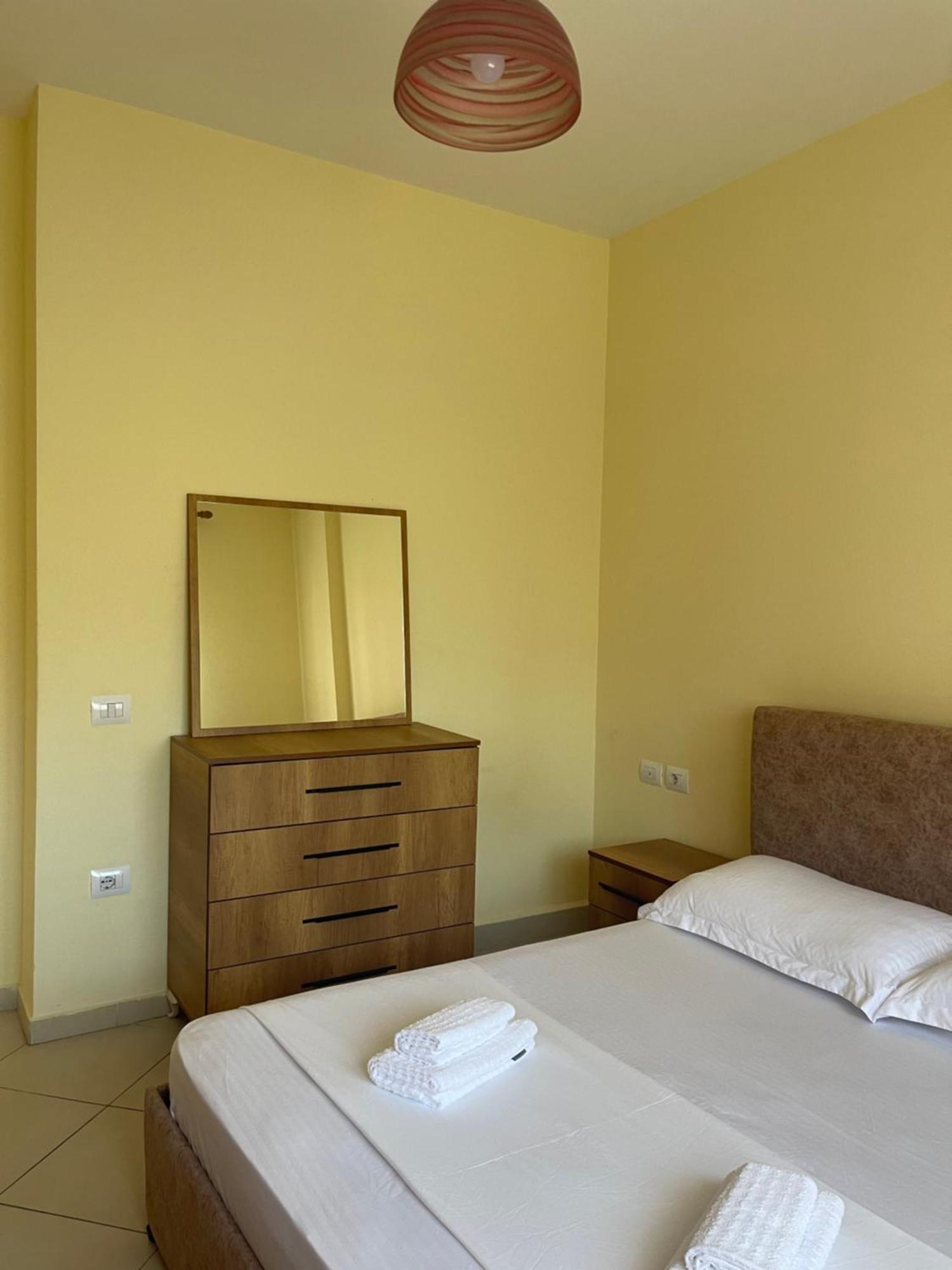 New Baazar Terrace Apartment Тирана Экстерьер фото